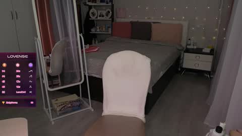 Julia online show from October 2025 05:23:02 PM