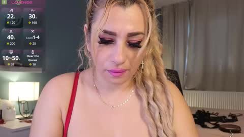 Julya Mistress online show from October 2025 06:56:01 AM