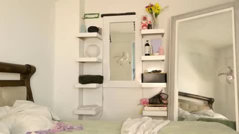 jessica online show from April 2026 03:50:01 PM