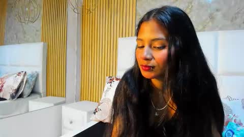 juna_hyl online show from March 2026 03:33:01 AM