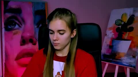 junewoods online show from November 2025 10:40:02 AM