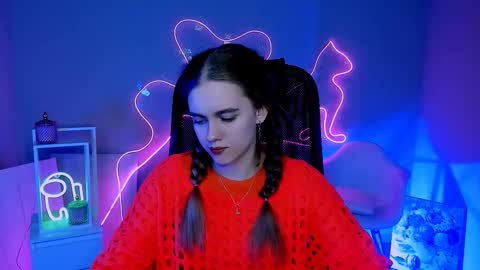 junewoods online show from March 2026 03:41:01 PM