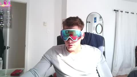 Junior Madison online show from March 2025 04:10:01 PM