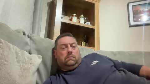 Junky online show from November 2025 05:02:01 PM