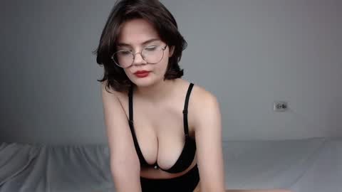 Snapshot of junnewers chatting on February 2025 09:25:02 PM JunneWers online show from February 2025 09:25:02 PM