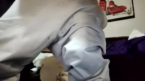 Yuri online show from December 2025 05:56:02 AM