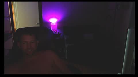 Snapshot of jusbeaz8722 chatting on January 2025 07:55:02 AM JustnSide Unexxst online show from January 2025 07:55:02 AM