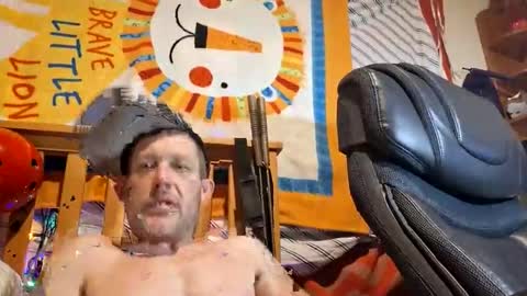 Snapshot of jusntym chatting on November 2025 07:09:01 AM jusntym online show from November 2025 07:09:01 AM