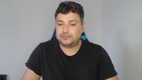 Snapshot of just_a_nice_guy_27 chatting on December 2025 11:18:01 AM Alex online show from December 2025 11:18:01 AM