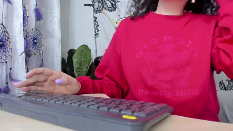 Sofia online show from February 2025 12:43:02 AM