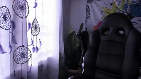 Sofia online show from February 2025 07:19:02 PM