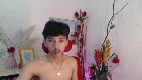 Snapshot of just_smilexxx chatting on July 2026 05:45:02 PM just_smilexxx online show from July 2026 05:45:02 PM