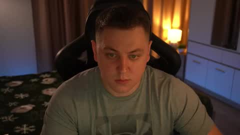 Snapshot of just_top chatting on December 2025 07:18:01 PM David online show from December 2025 07:18:01 PM