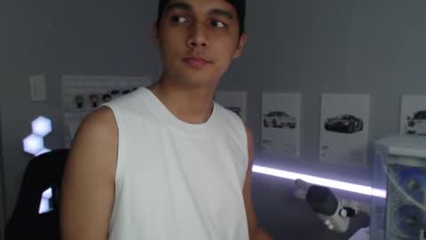 Rhys online show from November 2025 07:58:01 PM