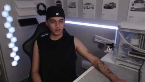 Rhys online show from December 2025 07:11:02 PM