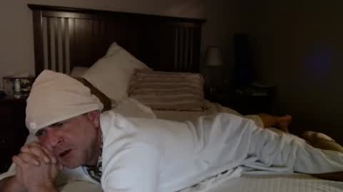 Snapshot of justaskforbiga chatting on December 2024 07:31:01 AM Tohiptwoquit online show from December 2024 07:31:01 AM