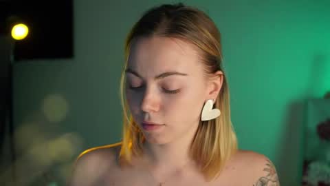 Snapshot of justbarbie chatting on February 2025 09:28:01 PM Alexa online show from February 2025 09:28:01 PM