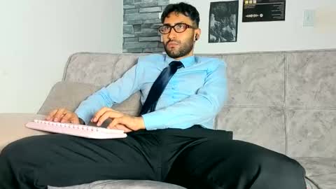 Snapshot of justdavid_ chatting on May 2026 01:57:16 AM David online show from May 2026 01:57:16 AM