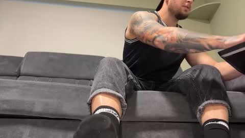 Snapshot of justforyou013 chatting on October 2025 06:08:02 AM JOST THE MASTER online show from October 2025 06:08:02 AM