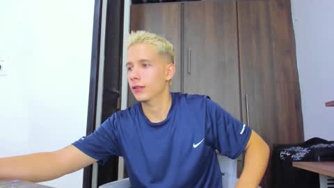 justin_biker online show from November 2025 01:59:02 AM