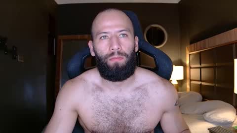 Snapshot of justin_hton chatting on November 2025 01:17:02 AM Justin online show from November 2025 01:17:02 AM