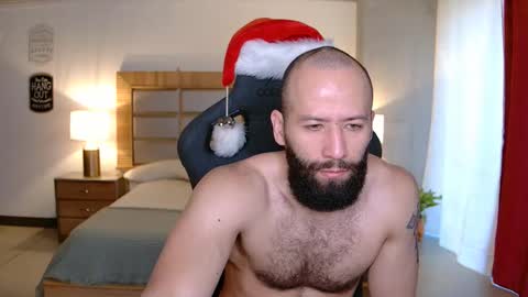 Snapshot of justin_hton chatting on December 2025 11:59:01 AM Justin online show from December 2025 11:59:01 AM