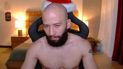 Snapshot of justin_hton chatting on December 2025 11:18:01 AM Justin online show from December 2025 11:18:01 AM