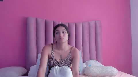 Snapshot of justin_jazmin chatting on December 2024 06:42:02 PM JUSTIN Y JAZMIN online show from December 2024 06:42:02 PM