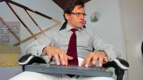 Justin  online show from December 2025 02:53:02 AM