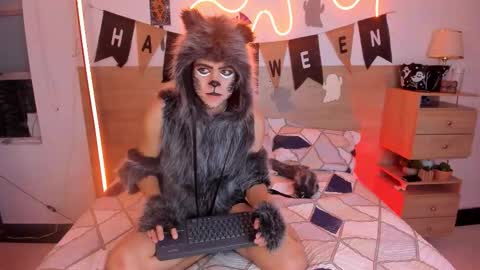 Snapshot of justinbiler chatting on October 2025 01:23:02 PM Justin online show from October 2025 01:23:02 PM