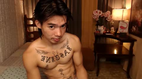 justine_hunk online show from December 2024 06:00:02 AM