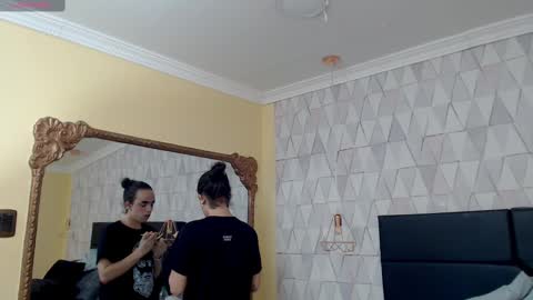 Justine online show from March 2025 04:05:02 AM