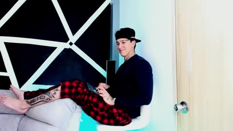 Snapshot of justinfuller_31 chatting on October 2025 06:30:01 PM justinfuller_31 online show from October 2025 06:30:01 PM