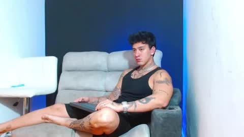 justinfuller_31 online show from February 2026 09:13:02 PM