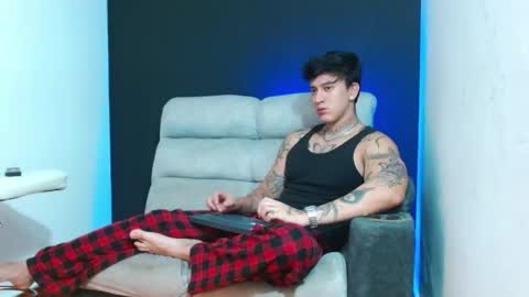 justinfuller_31 online show from May 2026 06:50:02 PM