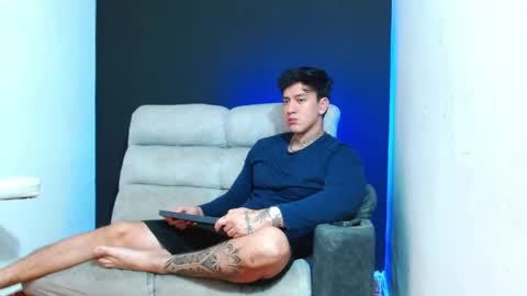 justinfuller_31 online show from June 2026 06:55:02 PM