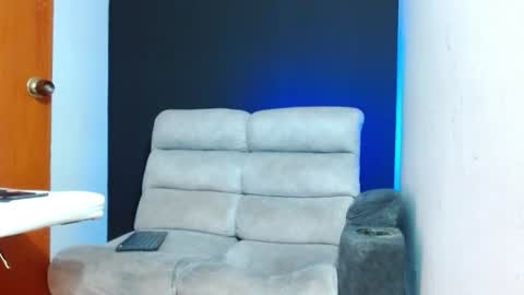 justinfuller_31 online show from June 2026 02:00:01 AM