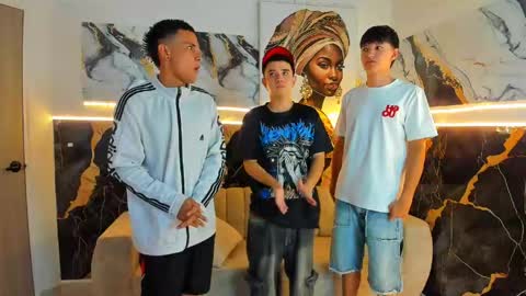 justingtime21 online show from May 2026 09:31:01 PM