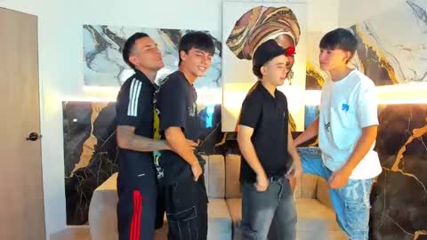 justingtime21 online show from May 2026 09:43:01 PM