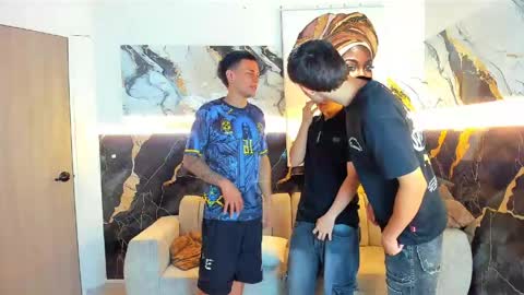 justingtime21 online show from May 2026 09:35:02 PM
