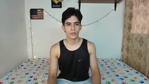 Snapshot of justinsinner1 chatting on February 2025 10:22:02 PM justinsinner1 online show from February 2025 10:22:02 PM
