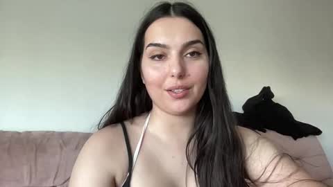 Jess online show from March 2026 12:23:02 AM