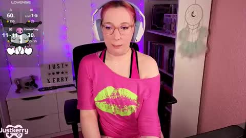 Snapshot of justkerryx chatting on November 2025 09:52:01 AM Kerry online show from November 2025 09:52:01 AM