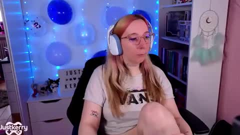 Snapshot of justkerryx chatting on November 2025 10:03:02 AM Kerry online show from November 2025 10:03:02 AM