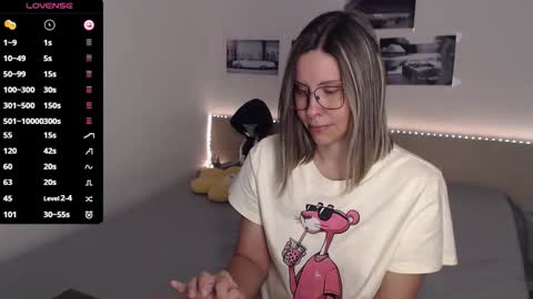 Julie online show from September 2025 03:52:02 AM