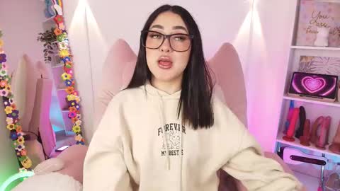 Emy online show from January 2026 12:13:01 AM