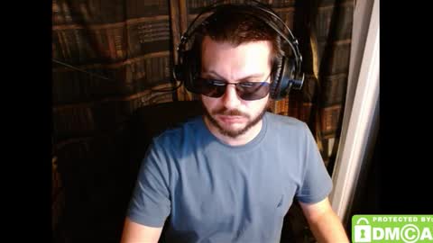 Snapshot of justshutupandwatch chatting on November 2025 04:33:02 AM M. Dean online show from November 2025 04:33:02 AM