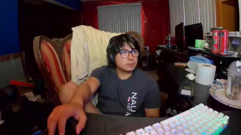 justsky117 online show from April 2026 11:40:02 PM