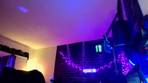 Eetantungfuk Mias online show from December 2024 09:39:01 AM