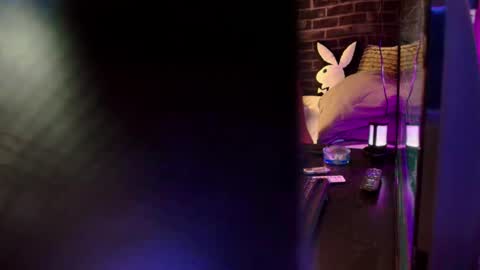 Eetantungfuk Mias online show from December 2024 10:02:02 AM